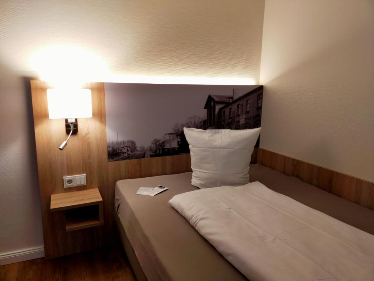 Hotel Xtra Gleis Hörstel Екстериор снимка